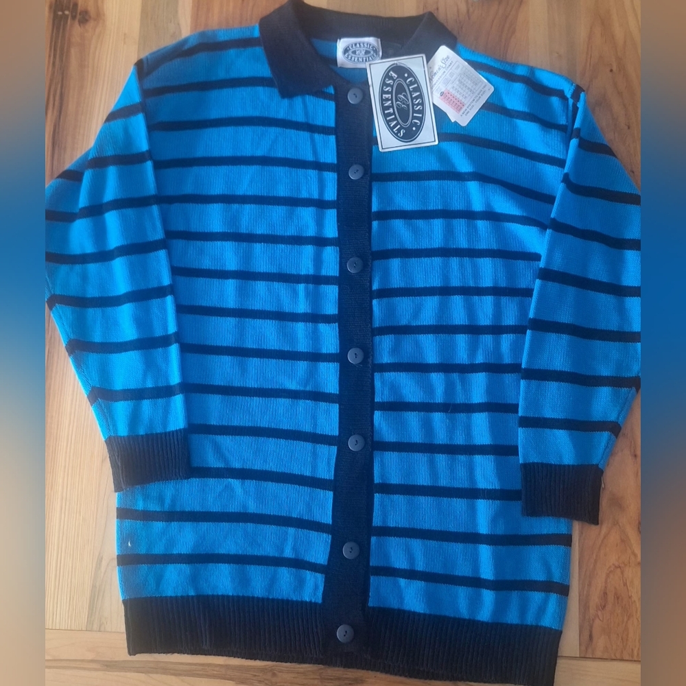 Classic Essentials Vintage NWT 18w/38 Blue Black Striped Women's Cardigan